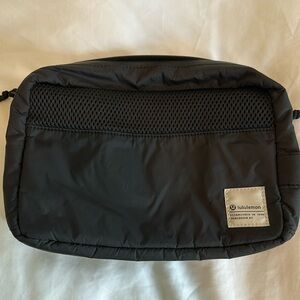 Lululemon toiletry/shower bag in black